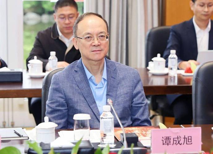 找钢集团创始人、董事长兼CEO王东:《民营经济促进法》第一次明确民营经济法律地位,感到非常激动